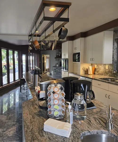 Kitchen | Twin Pine Manor Bed &Amp; Breakfast